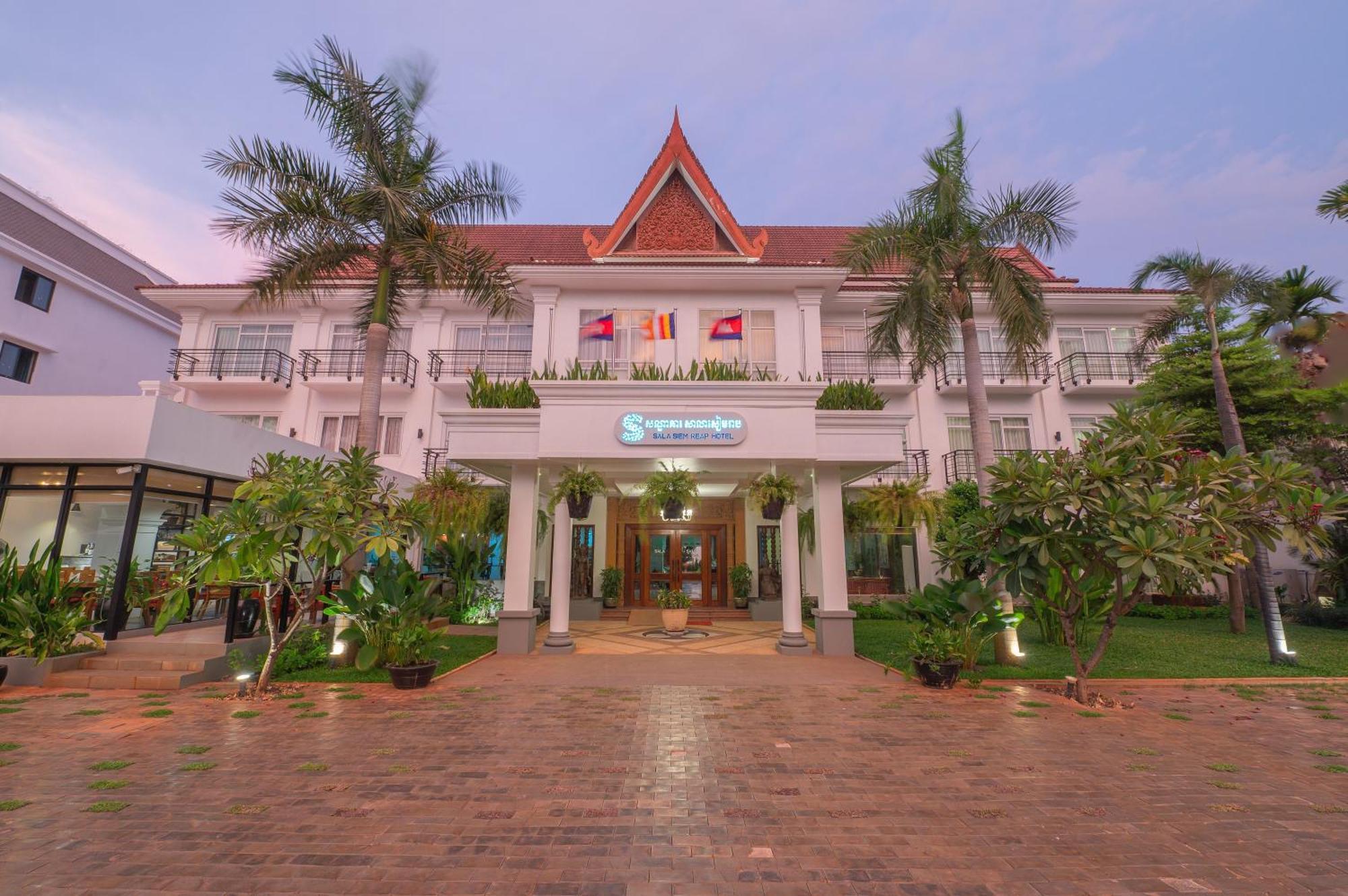 Sala Siem Reap Hotel Exterior foto The hotel's main entrance